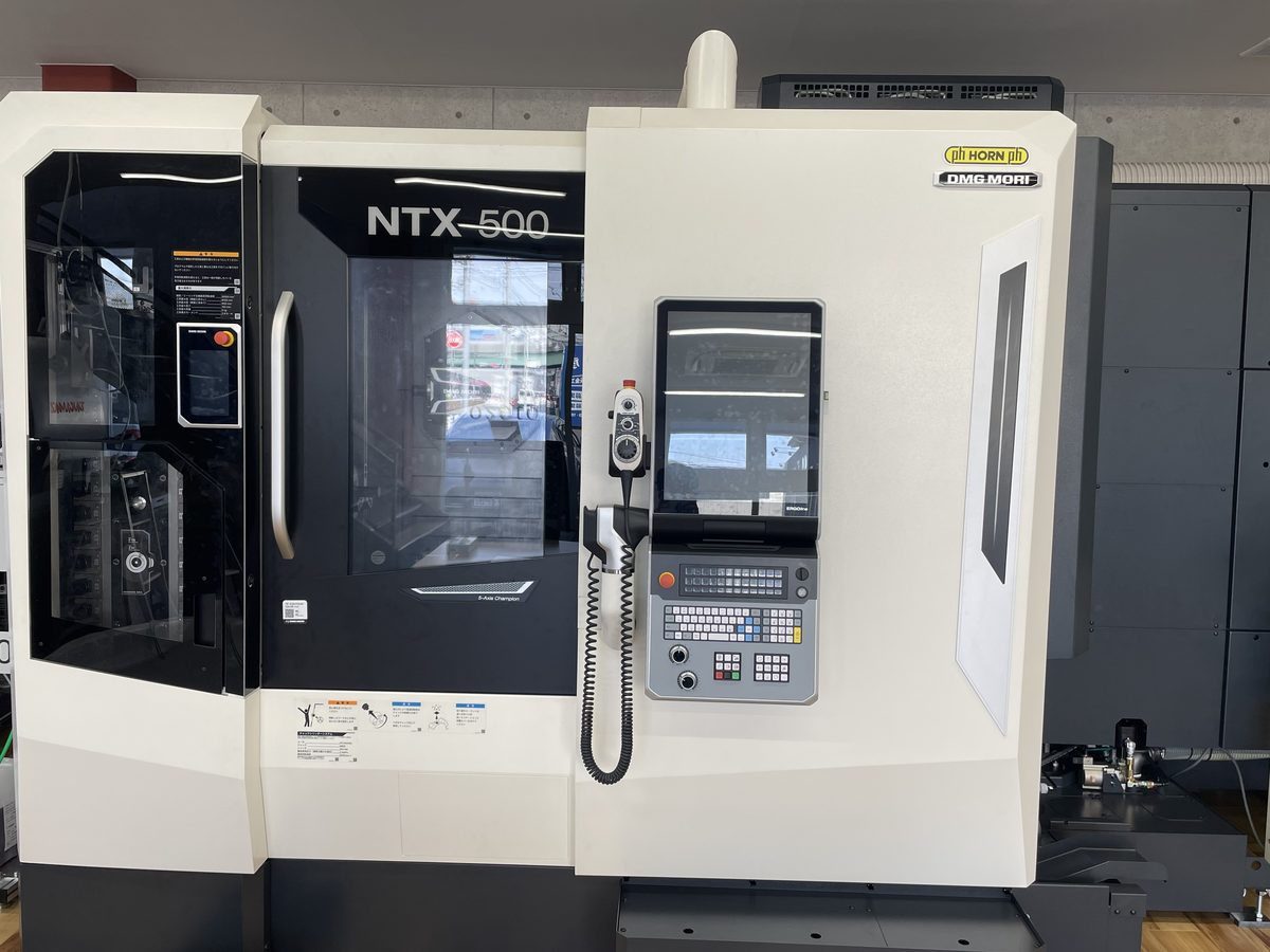 DMG MORI 複合加工機 NTX500